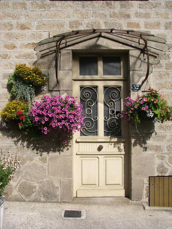 Bed and Breakfast Chambre D'Hotes Des Monedieres Treignac Exterior foto